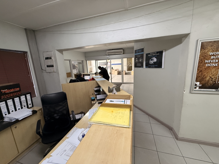 To Let Commercial Property for Rent in Malmesbury Industria Western Cape